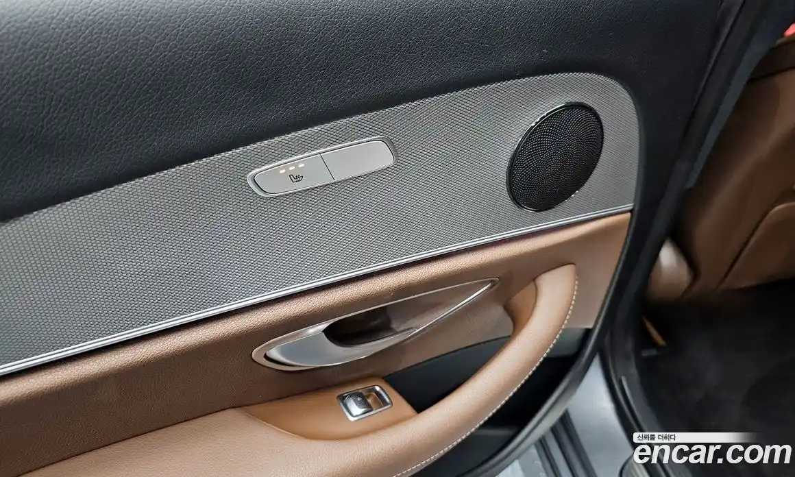 Mercedes-Benz E-Class 2017 2.0 Автомат в Москве № 160580, фото 12