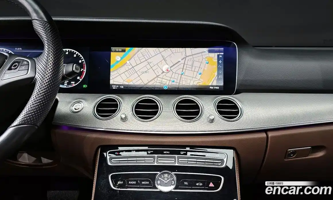 Mercedes-Benz E-Class 2017 2.0 Автомат в Москве № 160580, фото 9