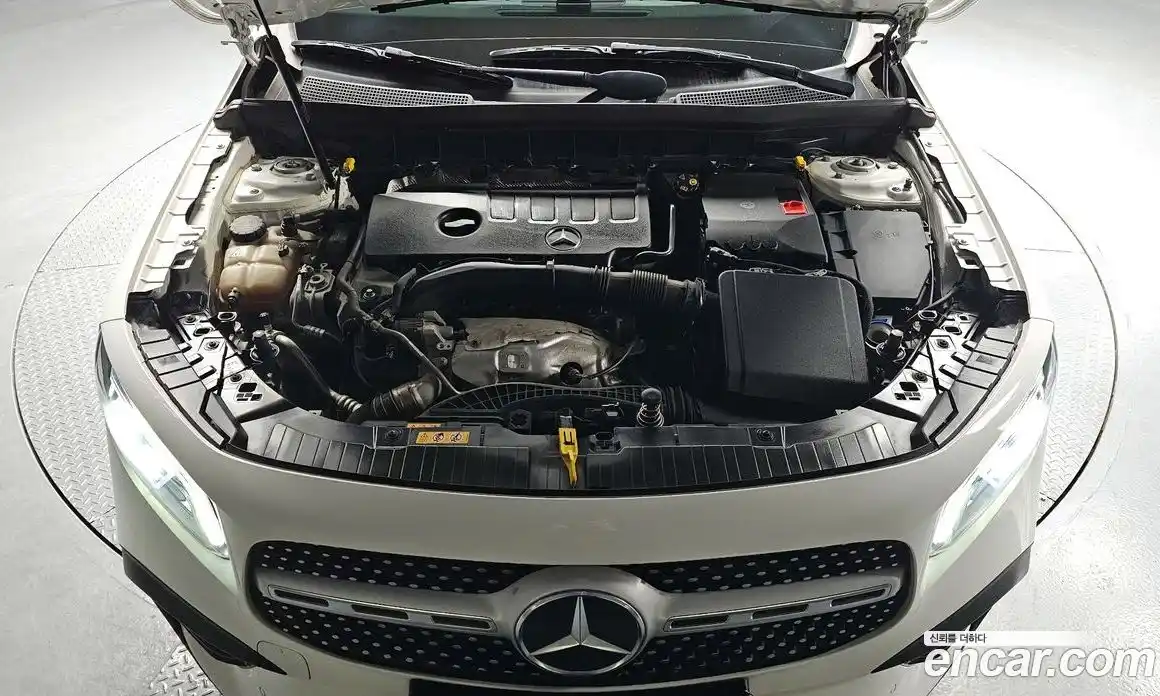 Mercedes-Benz GLB-Class 2021 2.0 Автомат в Москве № 160747, фото 6