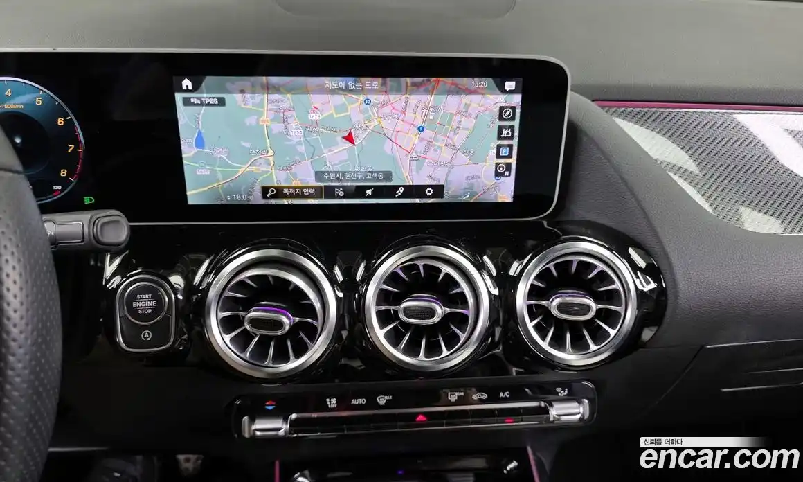 Mercedes-Benz GLA-Class 2020 2.0 Автомат в Москве № 160932, фото 11