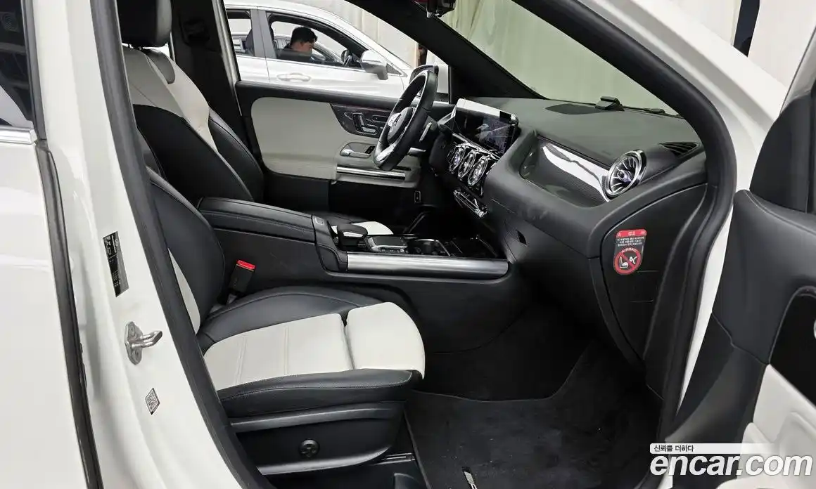 Mercedes-Benz GLA-Class 2020 2.0 Автомат в Москве № 160932, фото 7