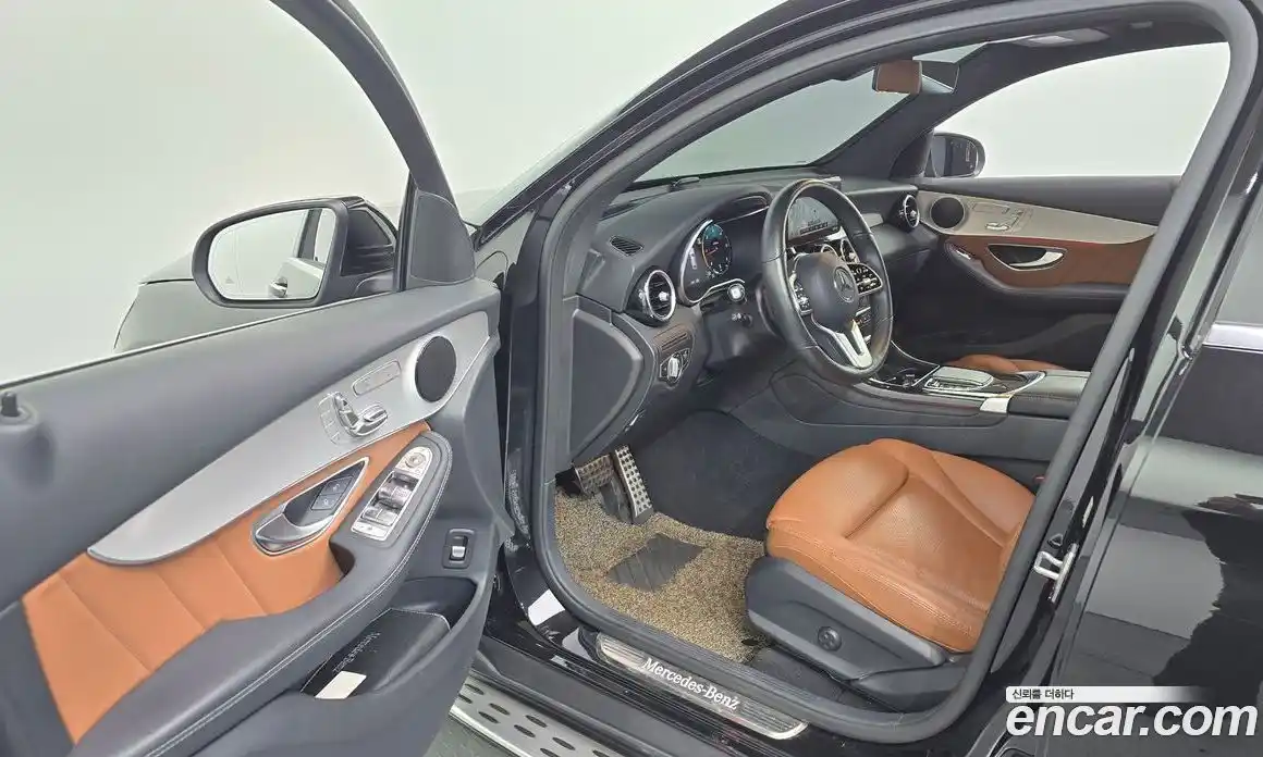 Mercedes-Benz GLC-Class 2021 1.9 Автомат в Москве № 161612, фото 19