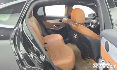 Mercedes-Benz GLC-Class 2021 1.9 Автомат в Москве № 161612, миниатюра 3