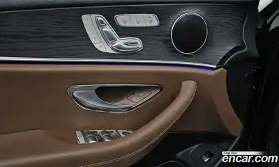 Mercedes-Benz E-Class 2017 2.0 Автомат в Москве № 162089, миниатюра 8