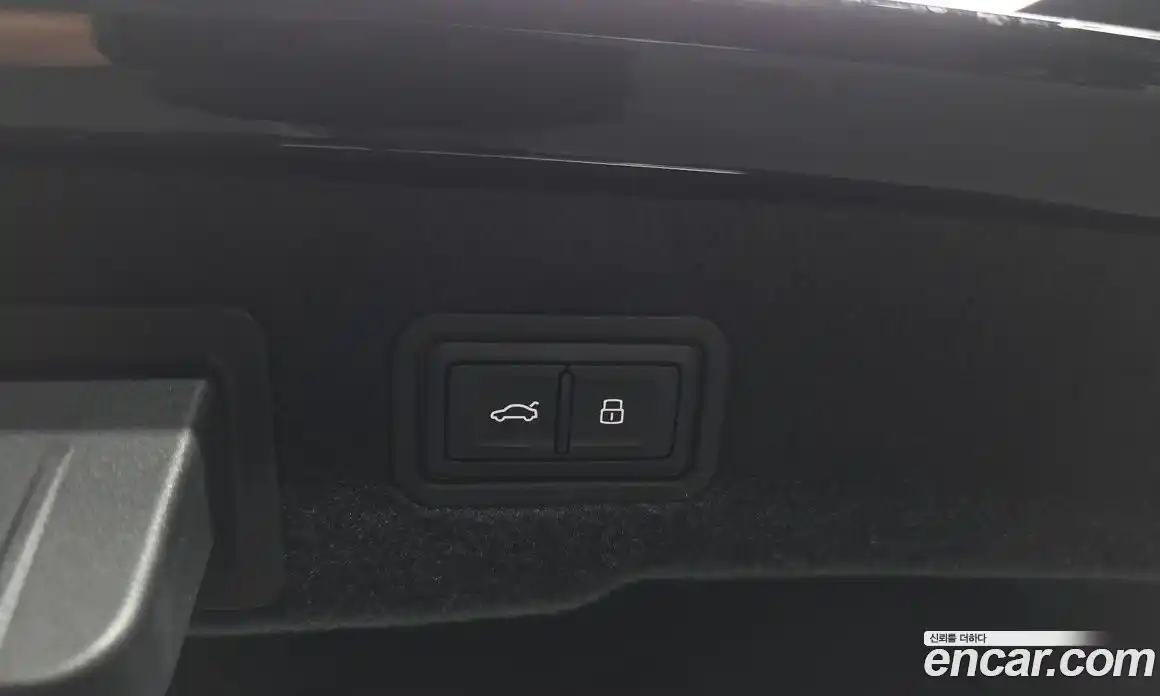 Audi A8 2023 3.0 Автомат в Москве № 162328, фото 4