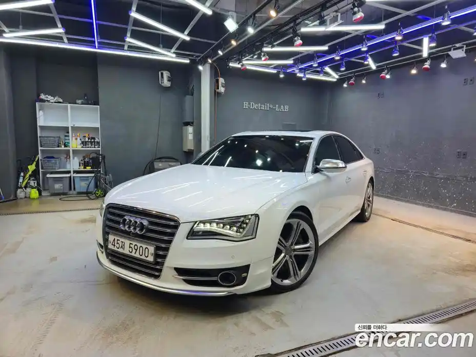 Audi S8 2013 4.0 Автомат в Москве № 163824, фото 11