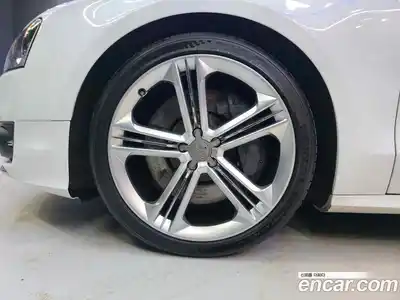 Audi S8 2013 4.0 Автомат в Москве № 163824, миниатюра 3