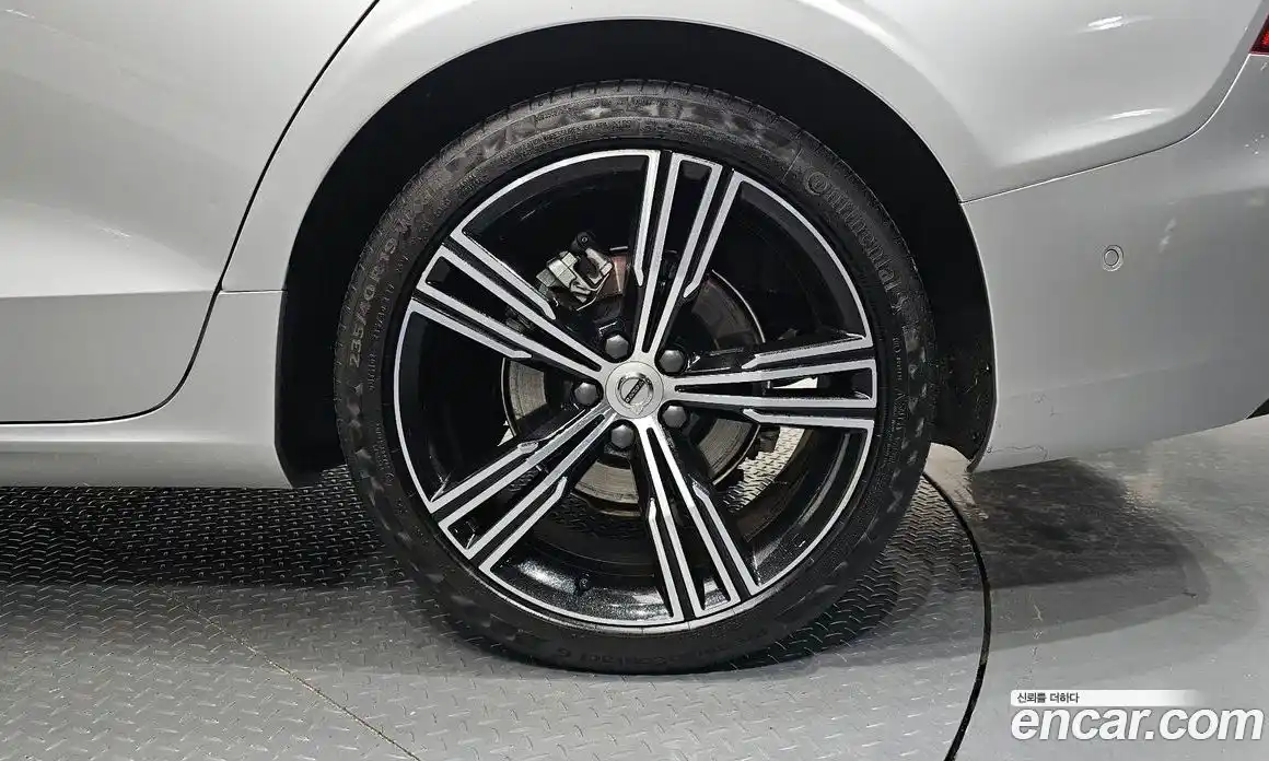 Volvo S60 2021 2.0 Автомат в Москве № 164265, фото 20