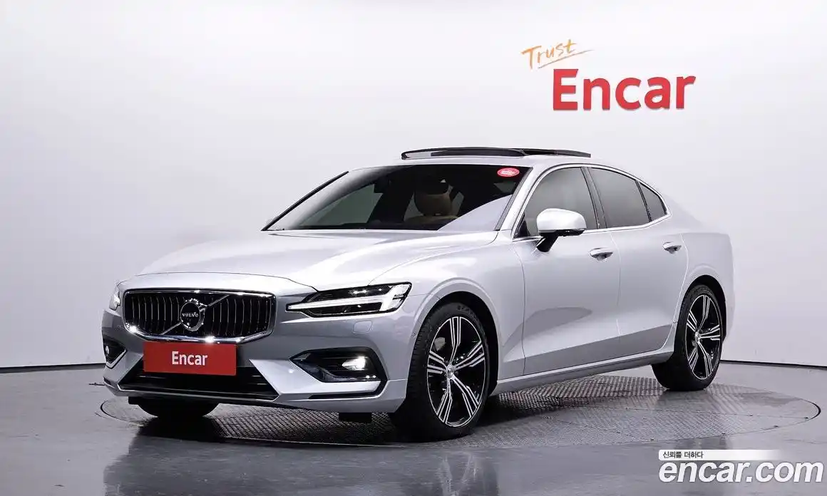 Volvo S60 2021 2.0 Автомат в Москве № 164265, фото 3