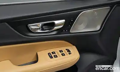 Volvo S60 2021 2.0 Автомат в Москве № 164265, миниатюра 7