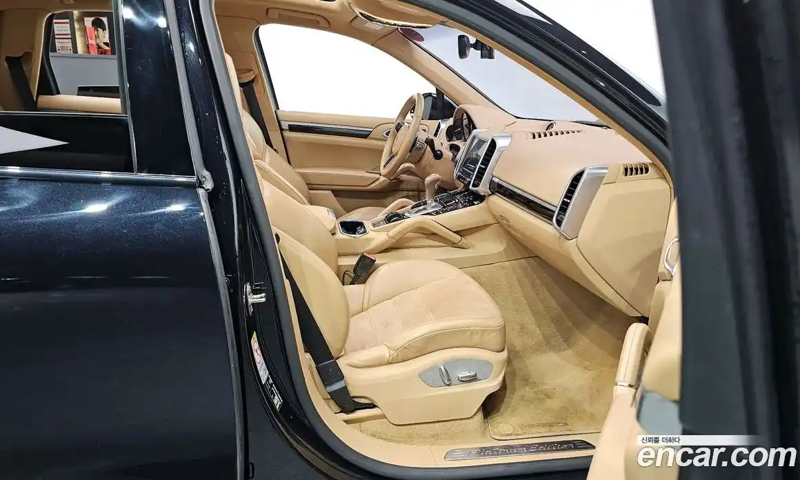 Porsche Cayenne 2017 3.0 Автомат в Москве № 165686, фото 18