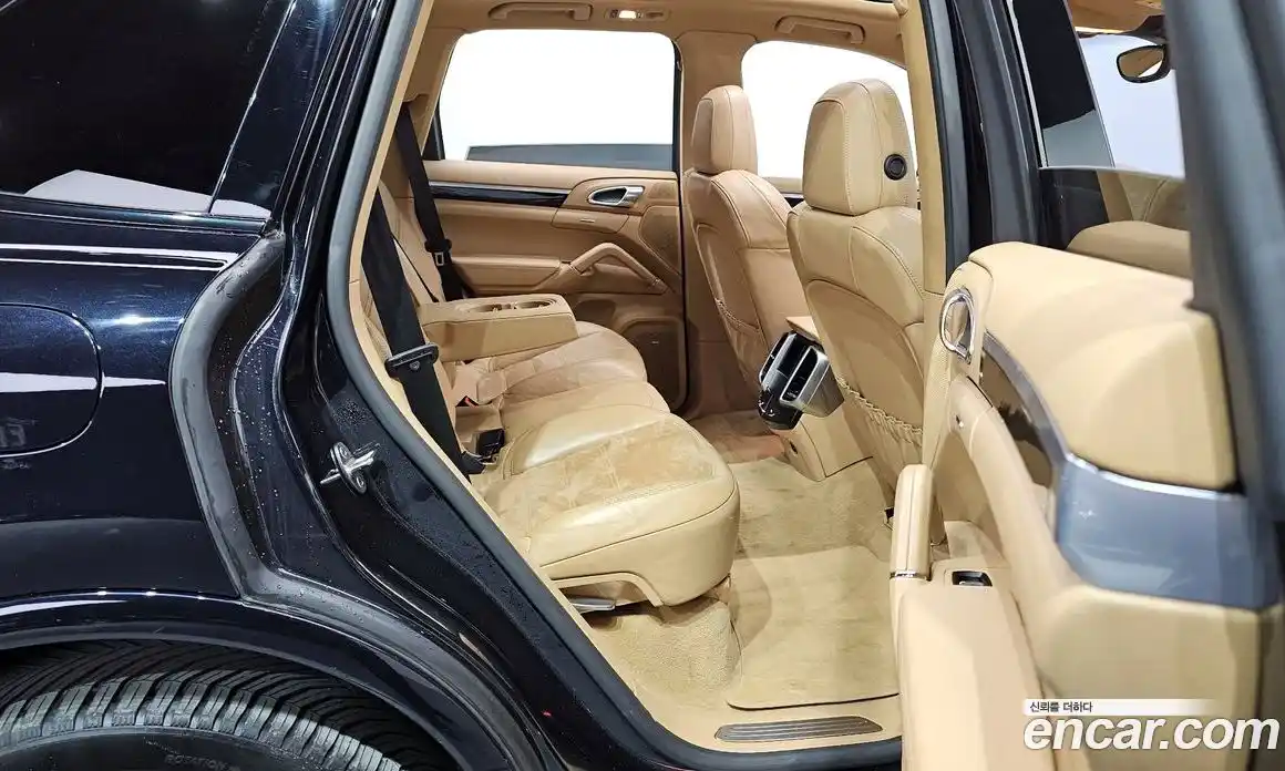 Porsche Cayenne 2017 3.0 Автомат в Москве № 165686, фото 20