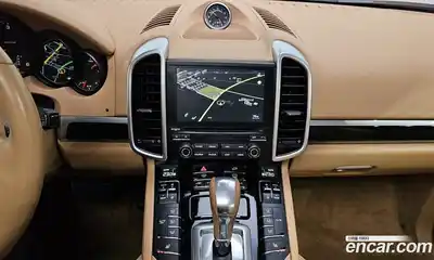 Porsche Cayenne 2017 3.0 Автомат в Москве № 165686, миниатюра 2