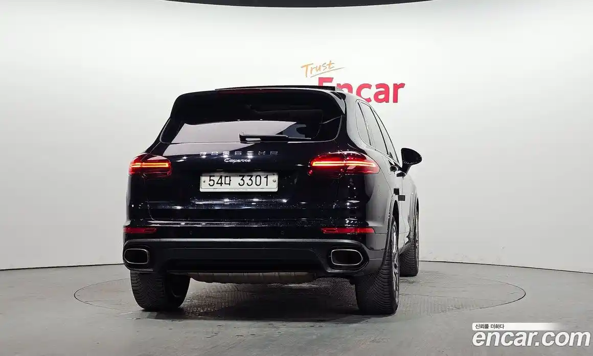 Porsche Cayenne 2017 3.0 Автомат в Москве № 165686, фото 4
