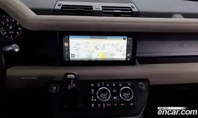 Land Rover Defender 2022 2.0 Автомат в Москве № 166334, миниатюра 8