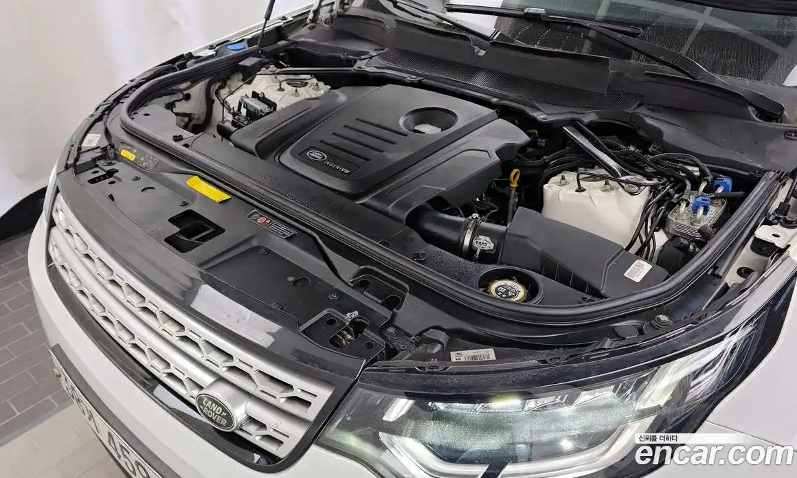 Land Rover Discovery 2017 2.0 Автомат в Москве № 166427, фото 6