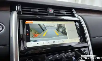 Land Rover Discovery 2017 2.0 Автомат в Москве № 166427, миниатюра 8