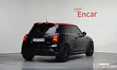 Mini Cooper 2023 2.0 Автомат в Москве № 167105, миниатюра 3