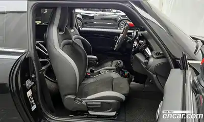 Mini Cooper 2023 2.0 Автомат в Москве № 167105, миниатюра 6