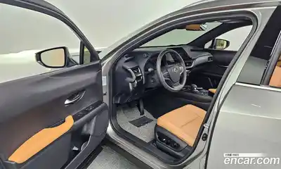 Lexus UX 2026 2.0 Автомат в Москве № 168051, миниатюра 4