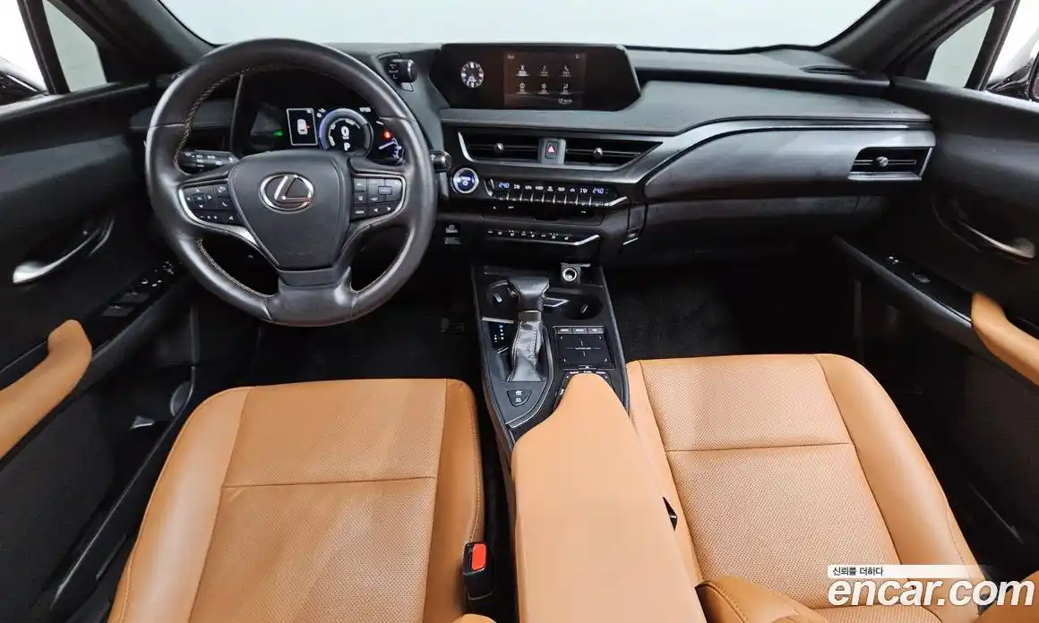 Lexus UX 2019 2.0 Автомат в Москве № 168075, фото 17