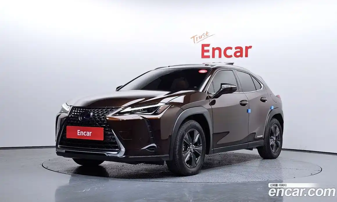 Lexus UX 2019 2.0 Автомат в Москве № 168075, фото 5
