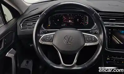 Volkswagen Tiguan 2022 2.0 Автомат в Москве № 168826, миниатюра 6