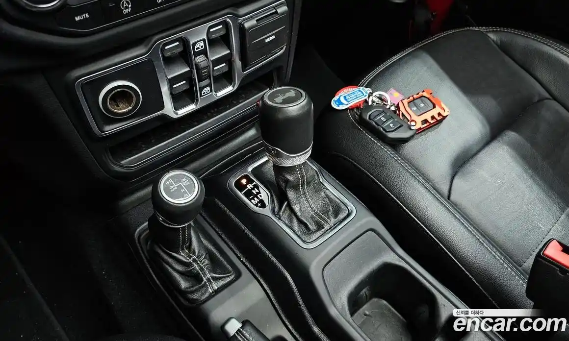 Jeep Wrangler 2020 2.0 Автомат в Москве № 169680, фото 14