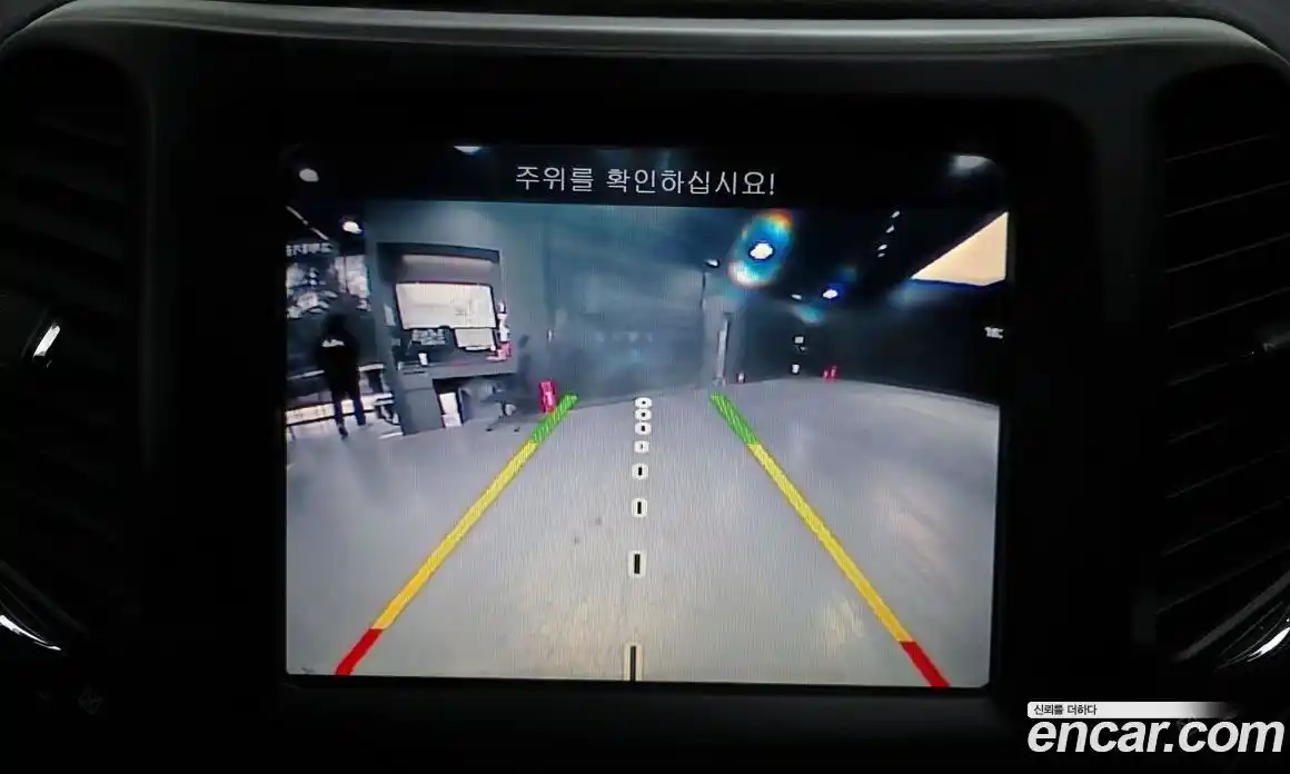 Jeep Cherokee 2016 2.2 Автомат в Москве № 169728, фото 11