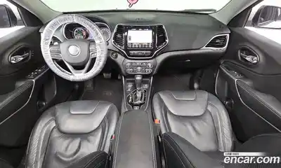 Jeep Cherokee 2020 2.4 Автомат в Москве № 169863, миниатюра 2