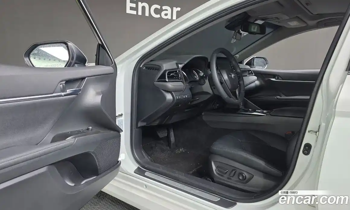 Toyota Camry 2024 2.5 Автомат в Москве № 170225, фото 4