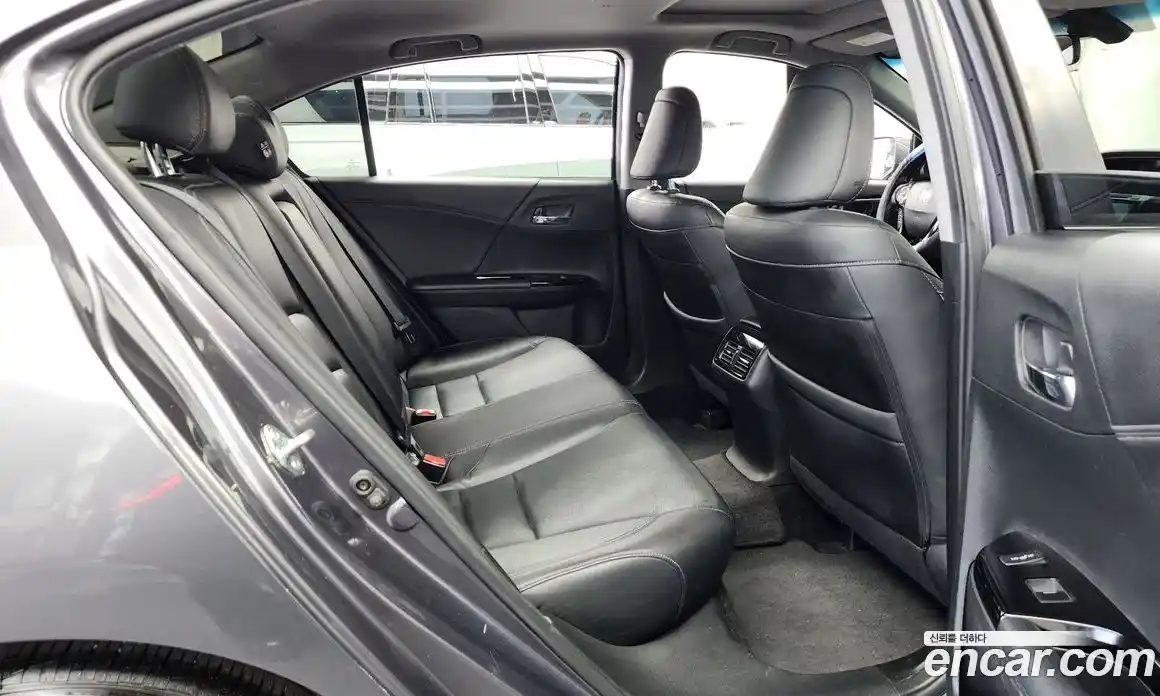 Honda Accord 2017 2.4 Автомат в Москве № 170592, фото 15