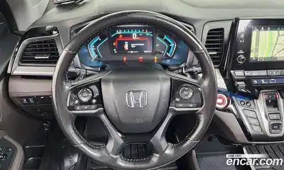 Honda Odyssey 2019 3.5 Автомат в Москве № 170678, миниатюра 4