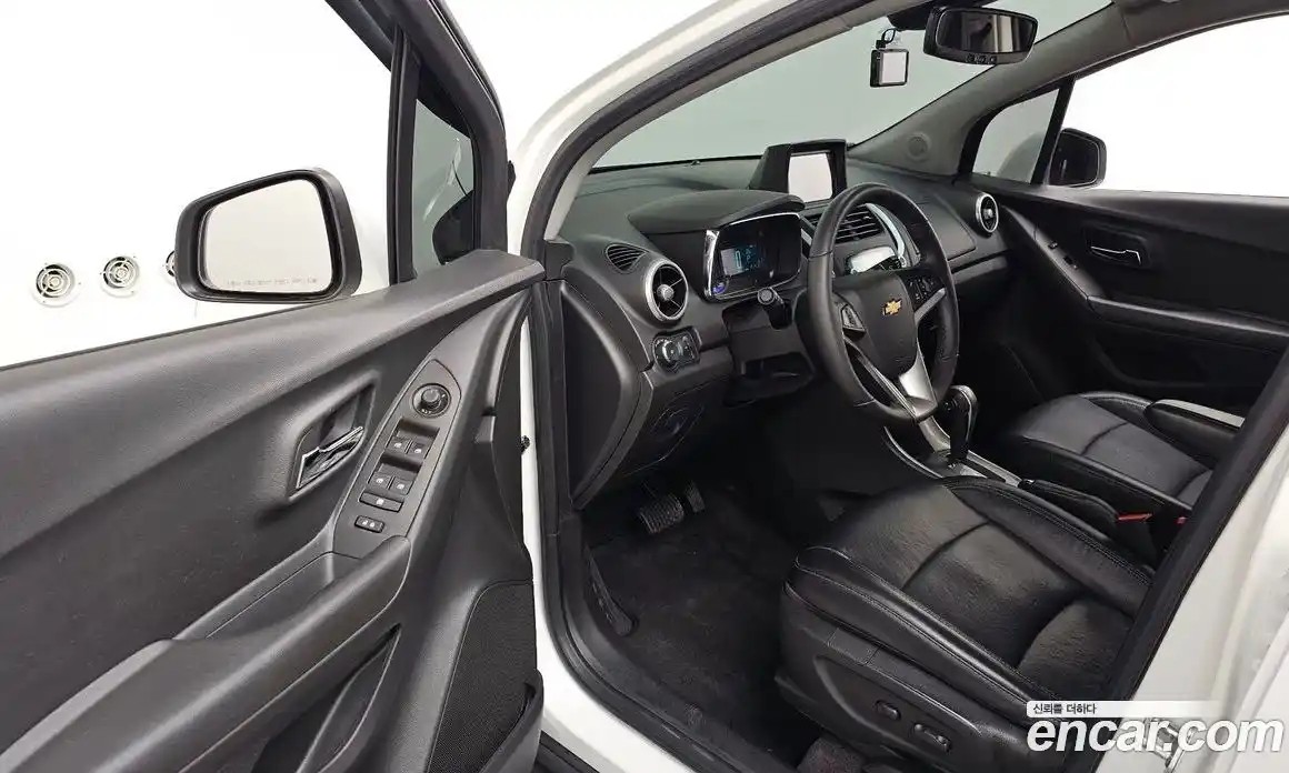 Chevrolet Trax 2015 1.4 Автомат в Москве № 173448, фото 7
