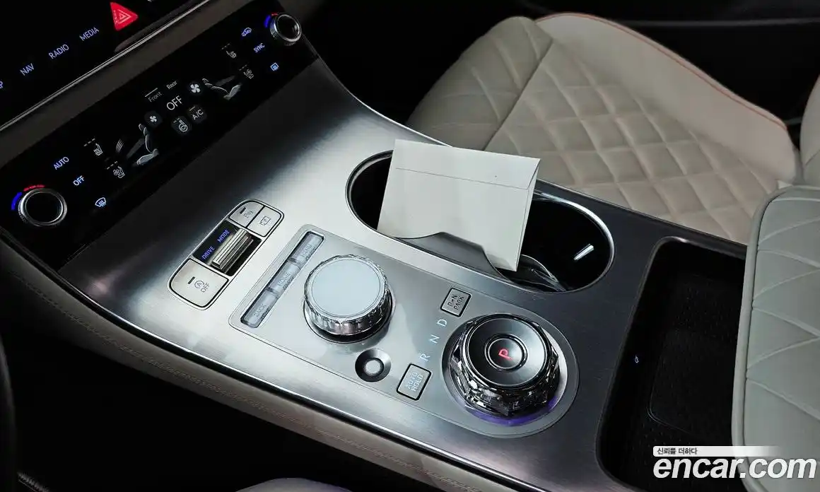 Genesis GV70 2025 2.5 Автомат в Москве № 17513, фото 5