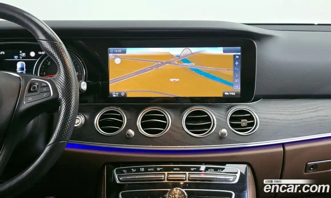 Mercedes-Benz E-Class 2017 1.9 Автомат в Москве № 178113, фото 13