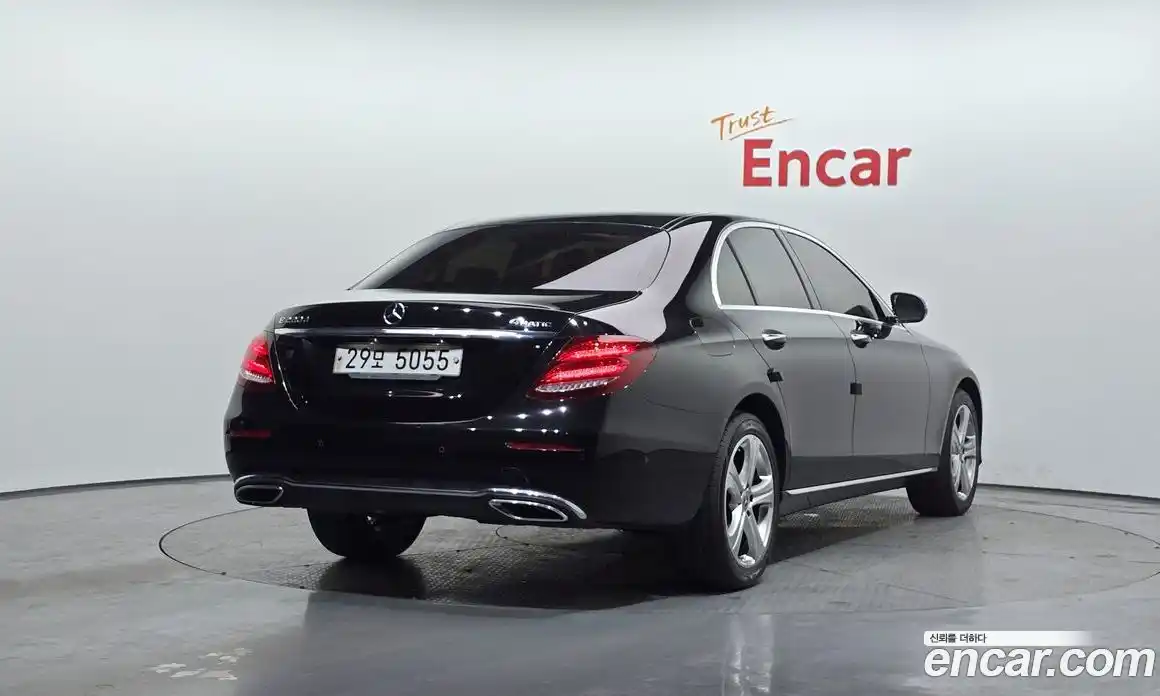 Mercedes-Benz E-Class 2017 1.9 Автомат в Москве № 178113, фото 6