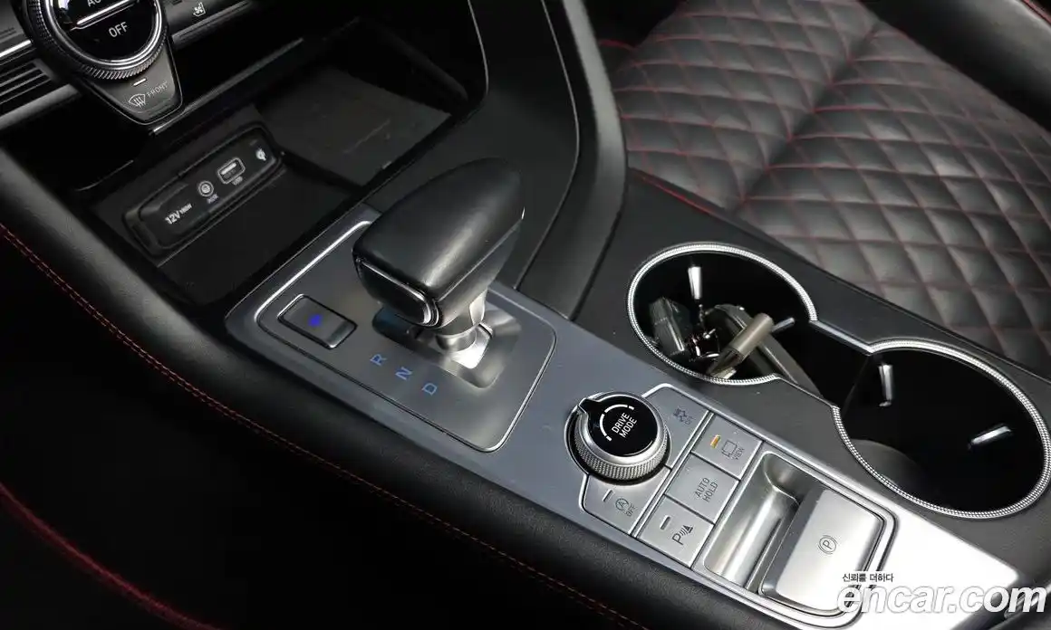 Genesis G70 2018 2.0 Автомат в Москве № 178399, фото 18