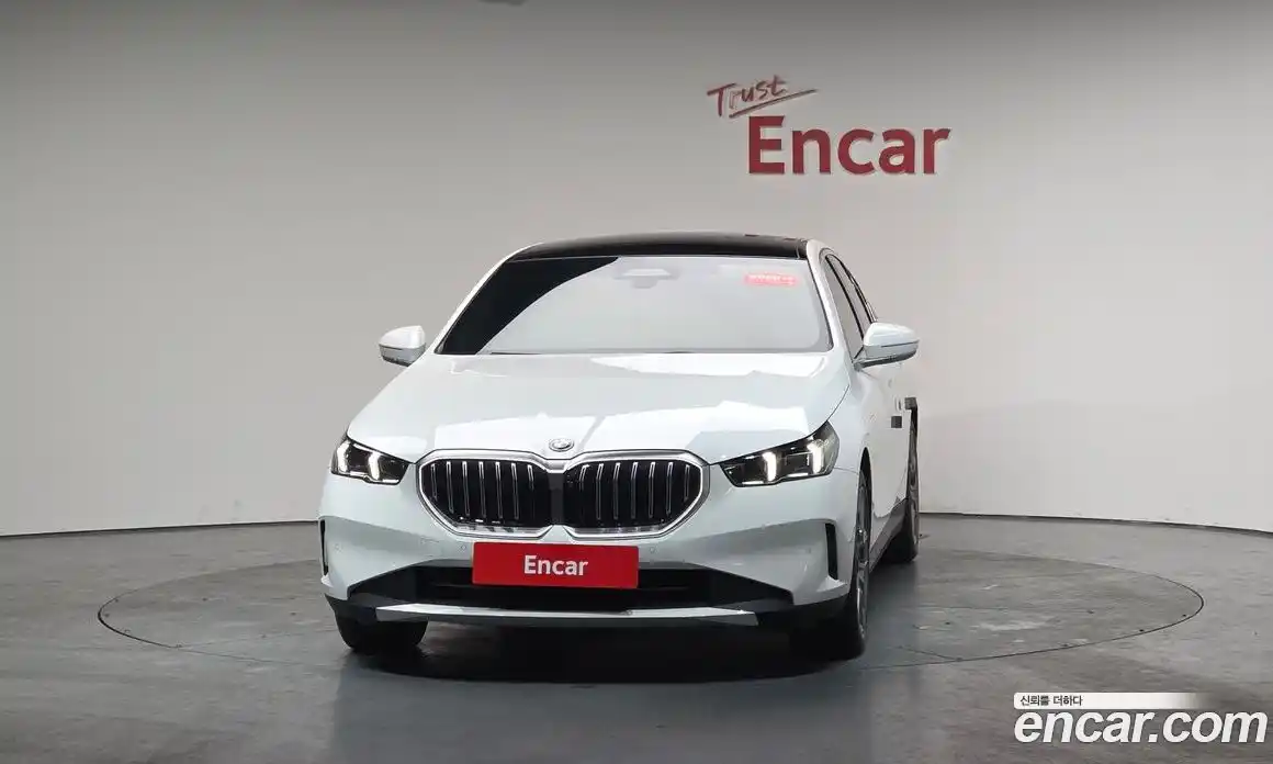 BMW 5-Series 2025 2.0 Автомат в Москве № 187368, фото 14