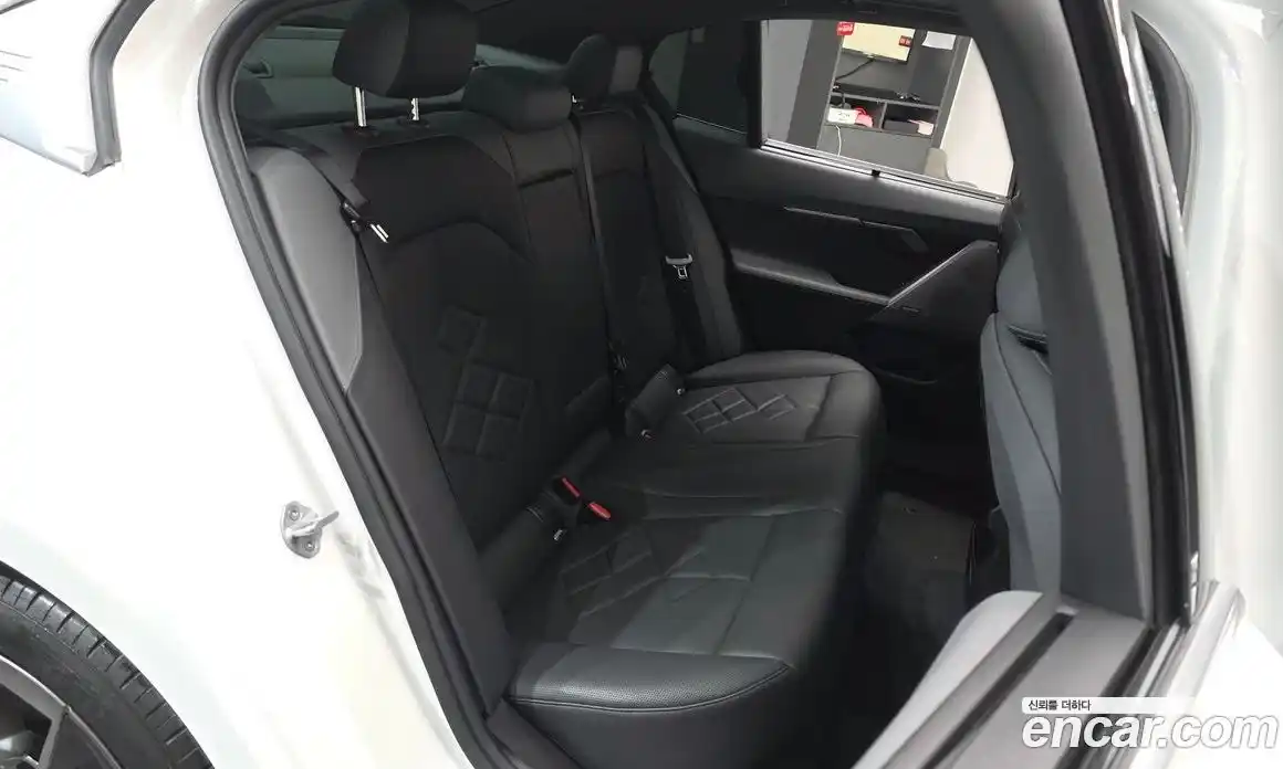 BMW 5-Series 2025 2.0 Автомат в Москве № 187368, фото 8