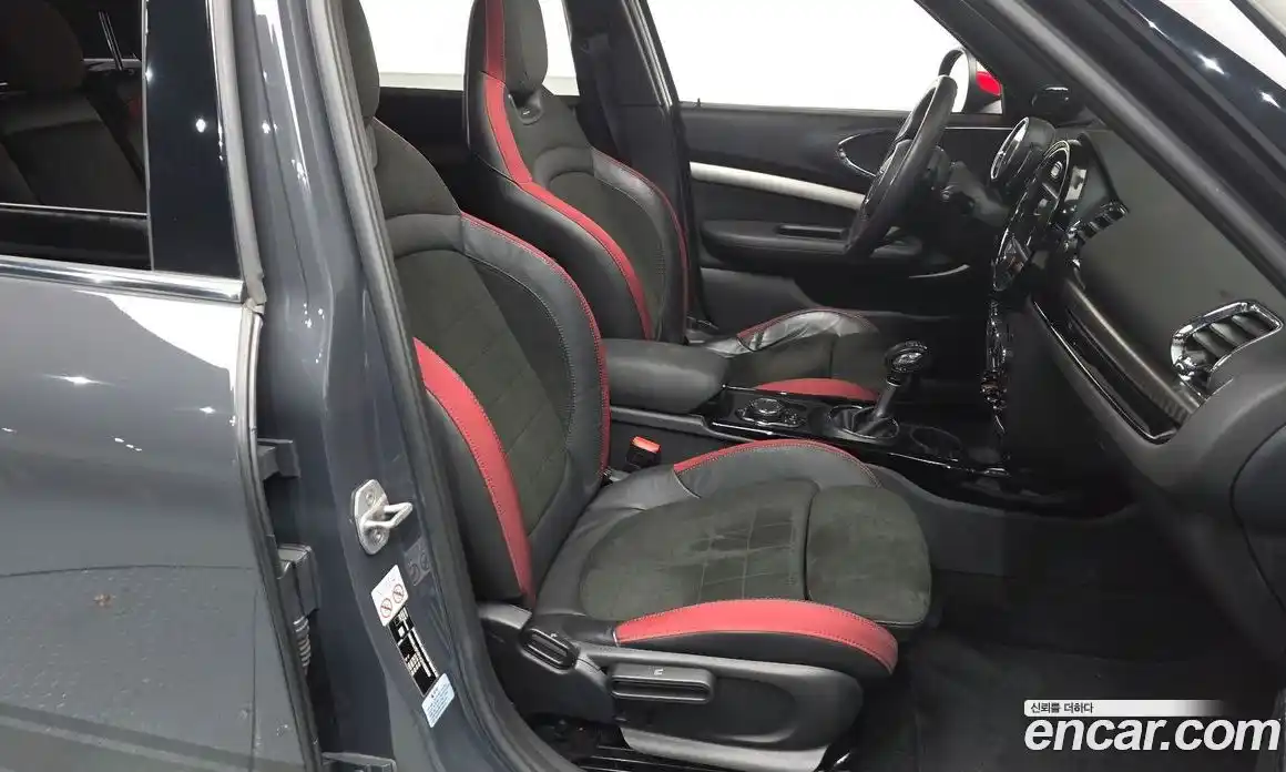 Mini Clubman 2019 2.0 Автомат в Москве № 189210, фото 18