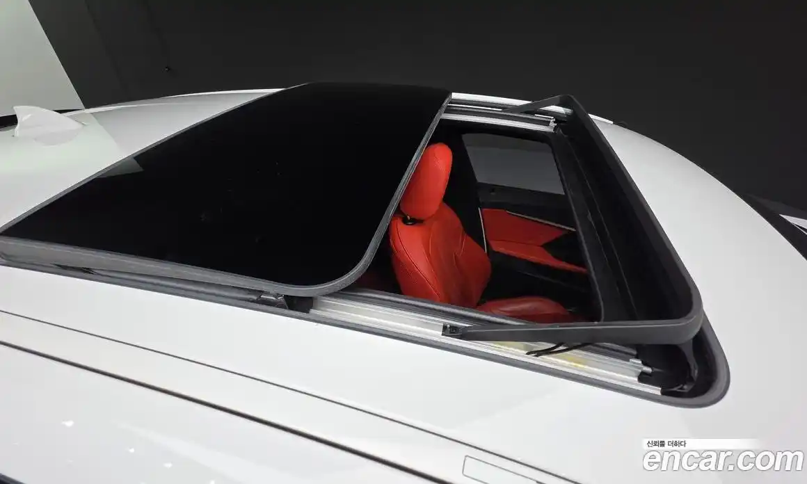 BMW 1-Series 2021 2.0 Автомат в Москве № 191353, фото 1