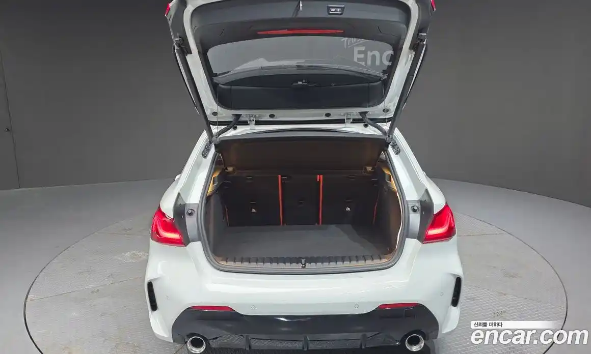 BMW 1-Series 2021 2.0 Автомат в Москве № 191353, фото 3