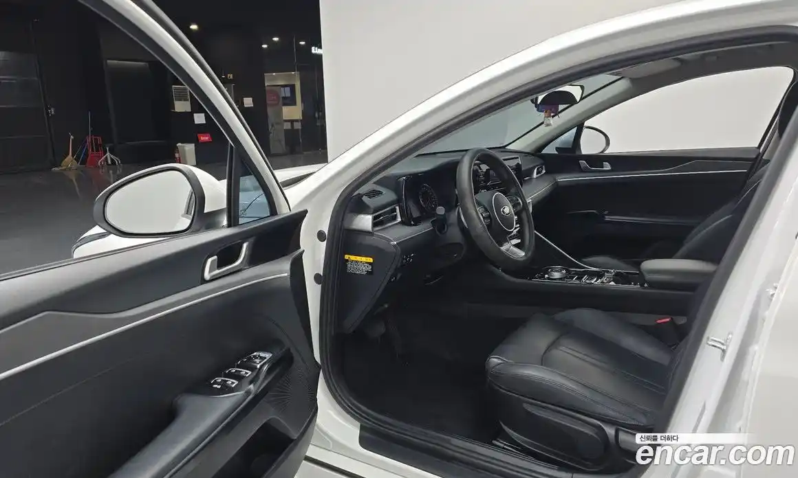 Kia K5 2020 2.0 Автомат в Москве № 19188, фото 10