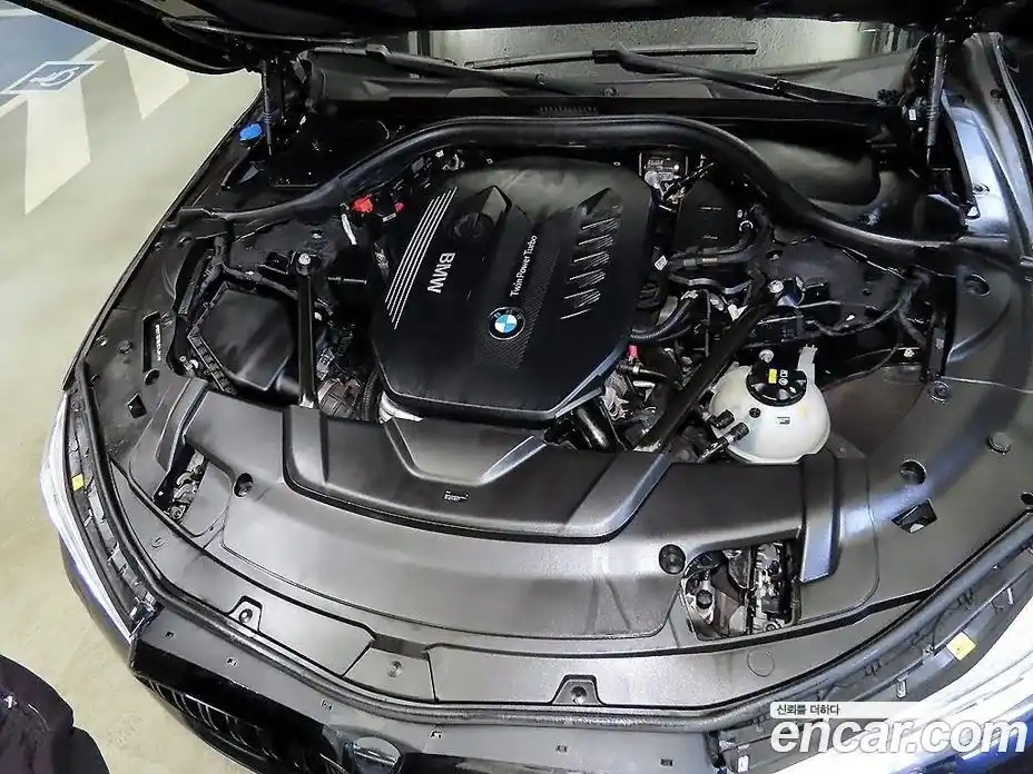 BMW 7-Series 2018 3.0 Автомат в Москве № 192888, фото 3