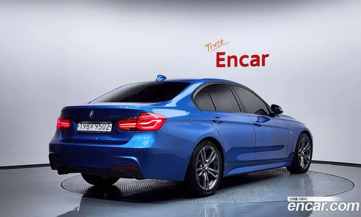 BMW 3-Series 2018 2.0 Автомат в Москве № 193069, фото 5