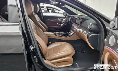 Mercedes-Benz E-Class 2019 3.0 Автомат в Москве № 194622, миниатюра 6