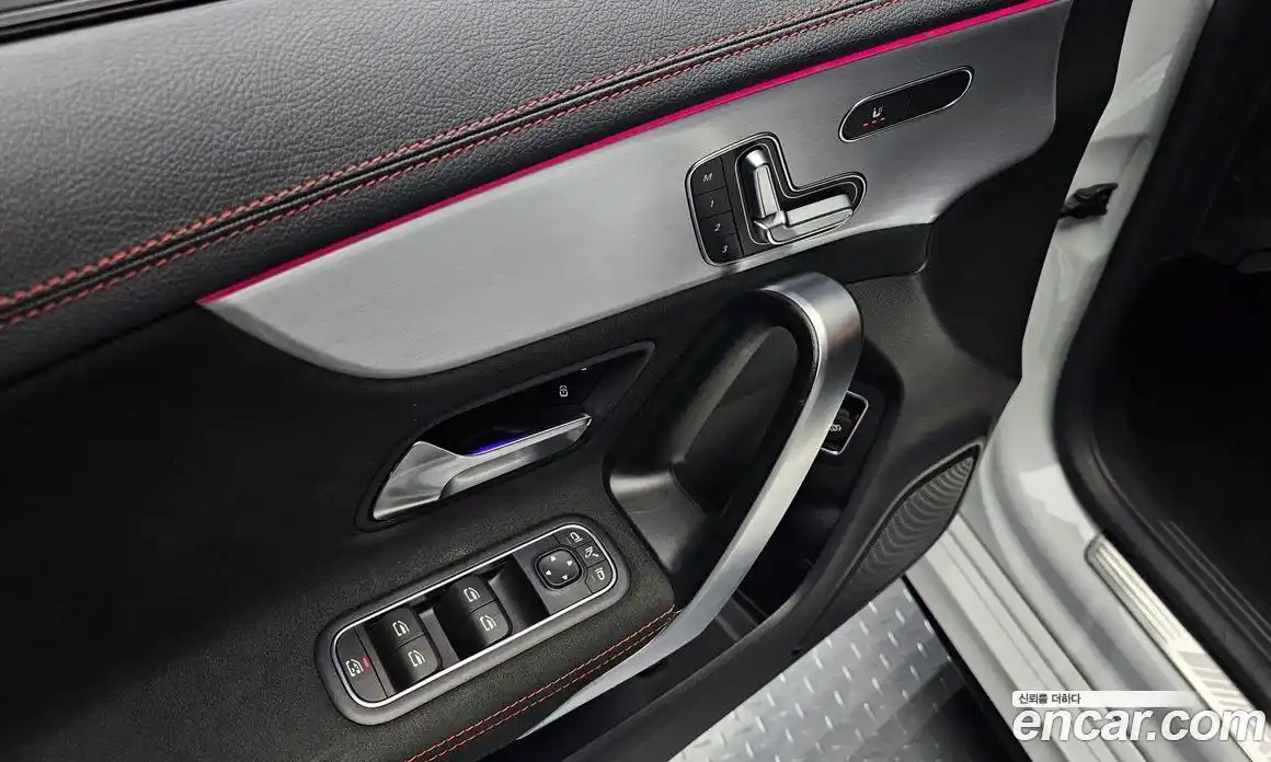 Mercedes-Benz CLA-Class 2020 2.0 Автомат в Москве № 194756, фото 10