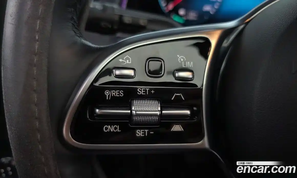 Mercedes-Benz EQB 2023 0.2 Автомат в Москве № 195091, фото 13