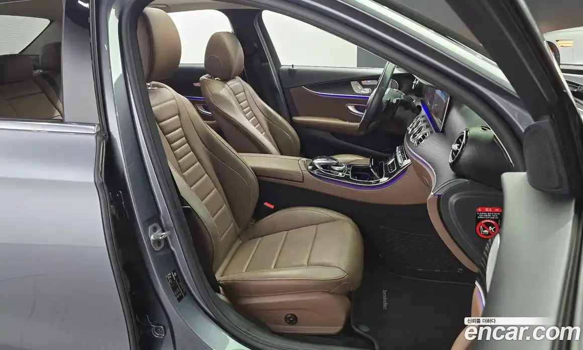 Mercedes-Benz E-Class 2019 2.0 Автомат в Москве № 195228, фото 10